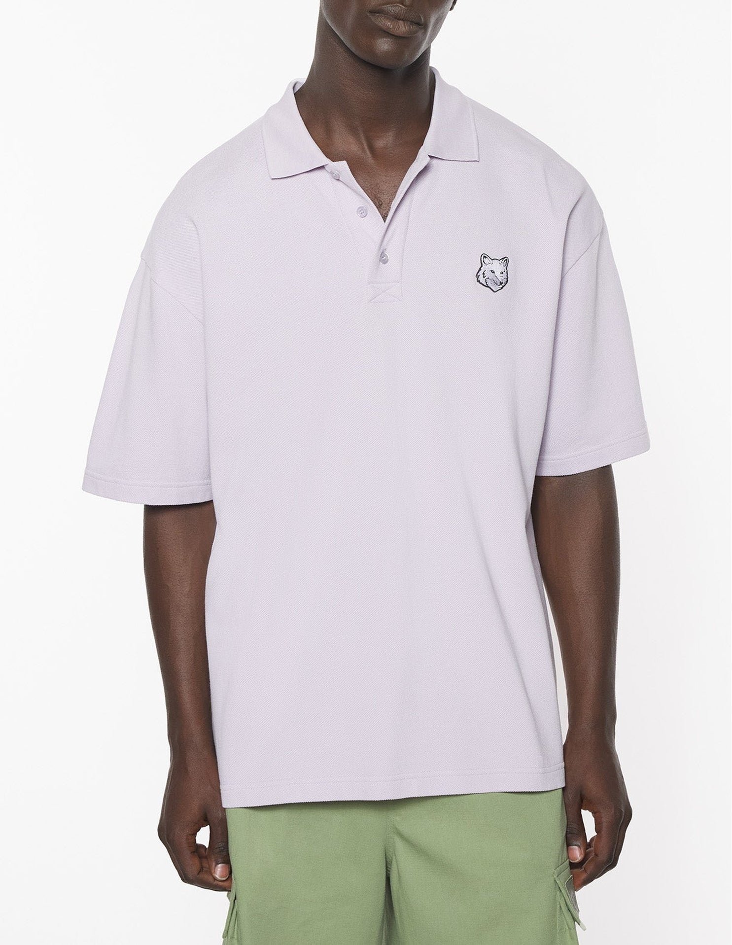 Oversized short-sleeved polo shirt with badge - Soft Mauve