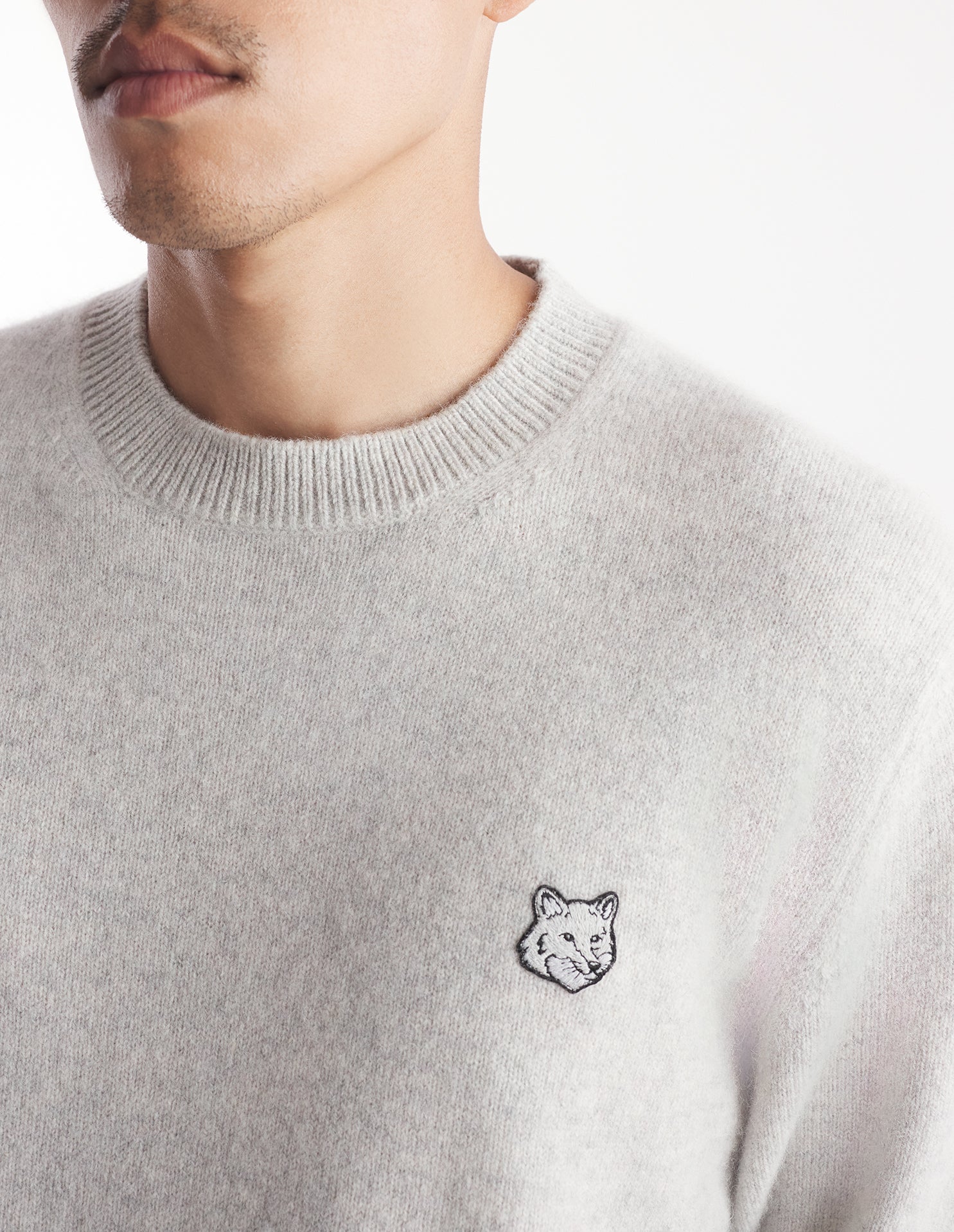 Embroidered jumper with wool crest - Light Grey Melange