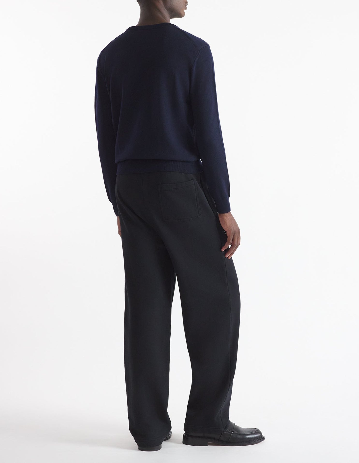 Embroidered jumper with wool crest - Ink Blue