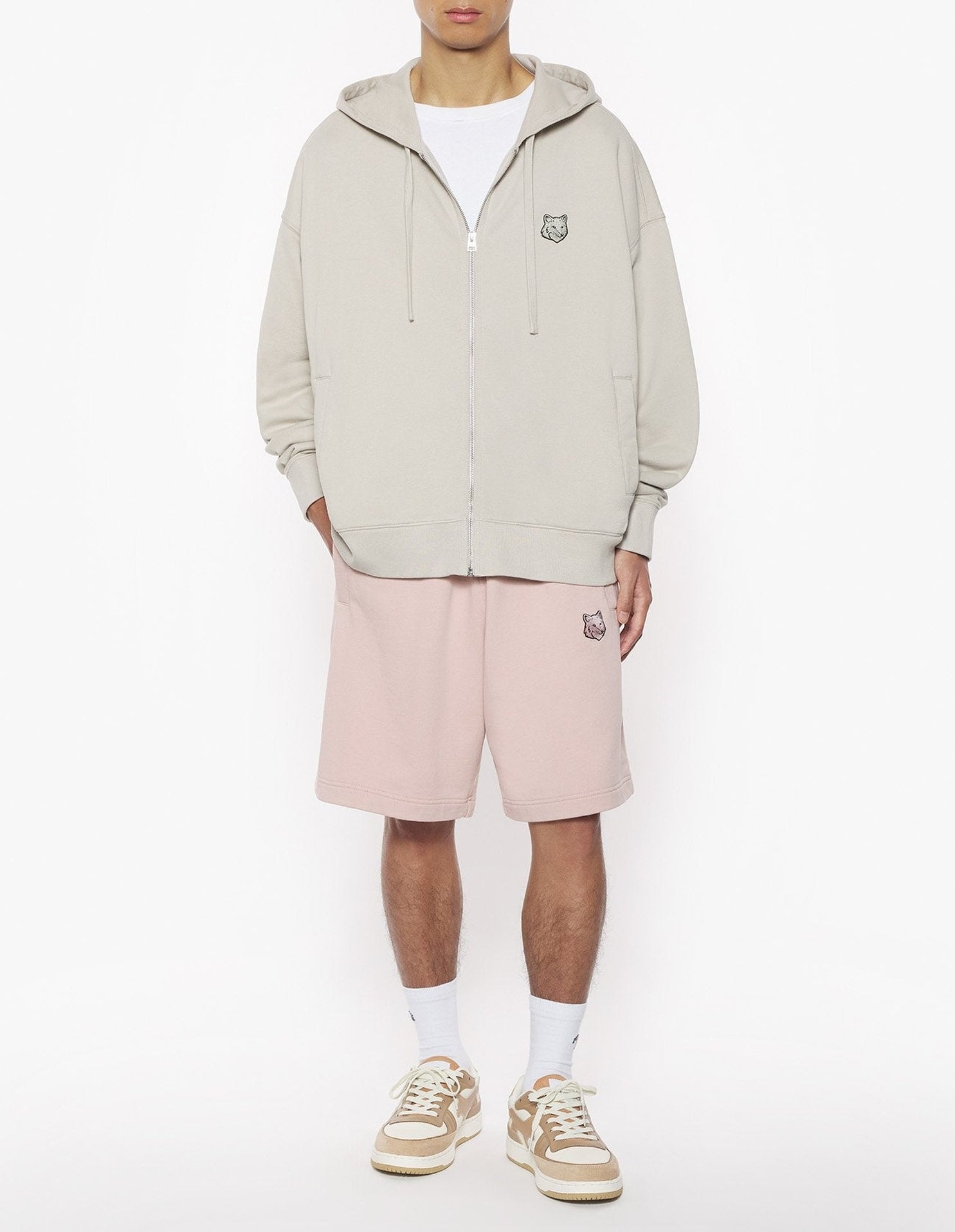 Oversize tracksuit shorts with badge - Pink Clay