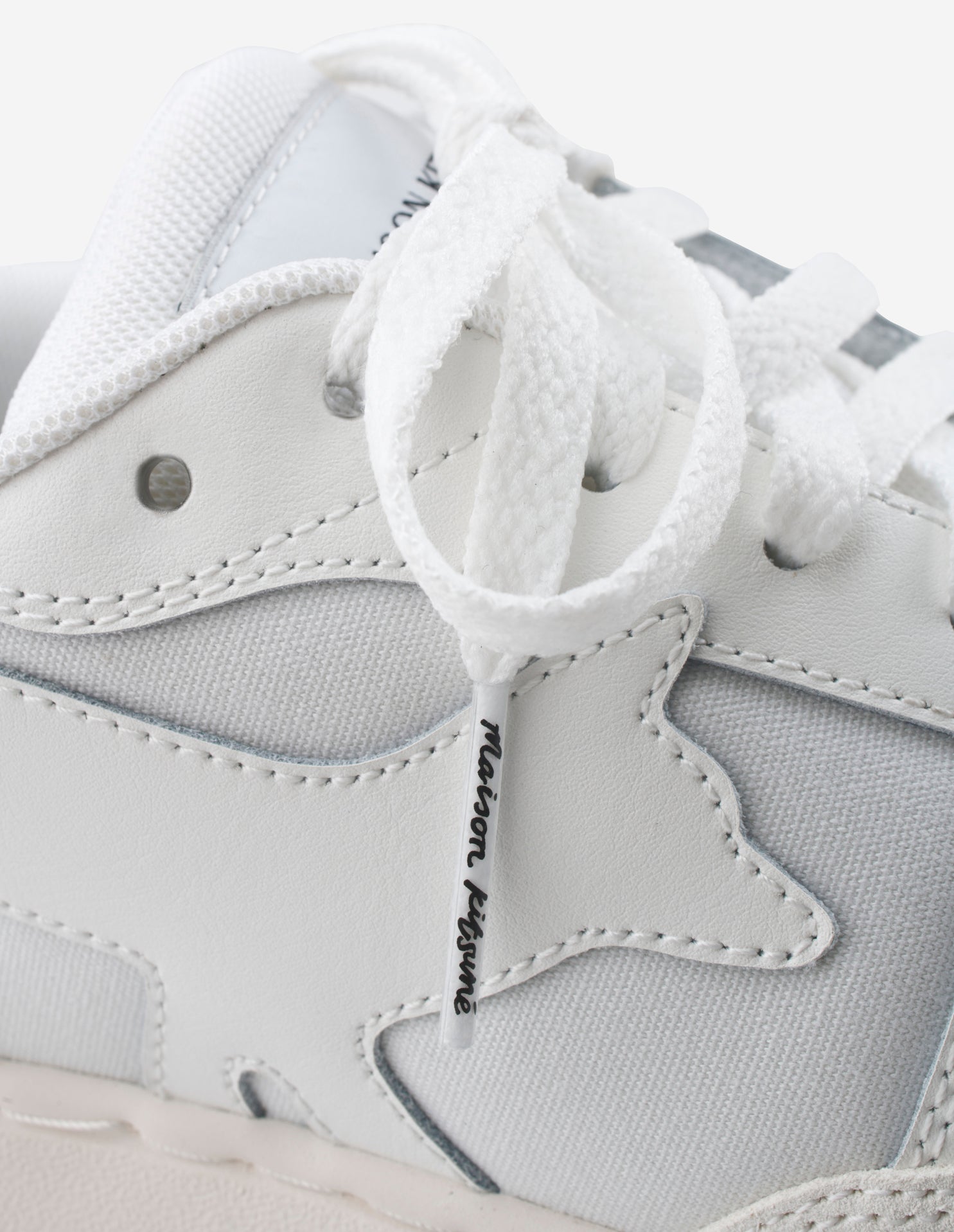 "Chiru" Trainers - White