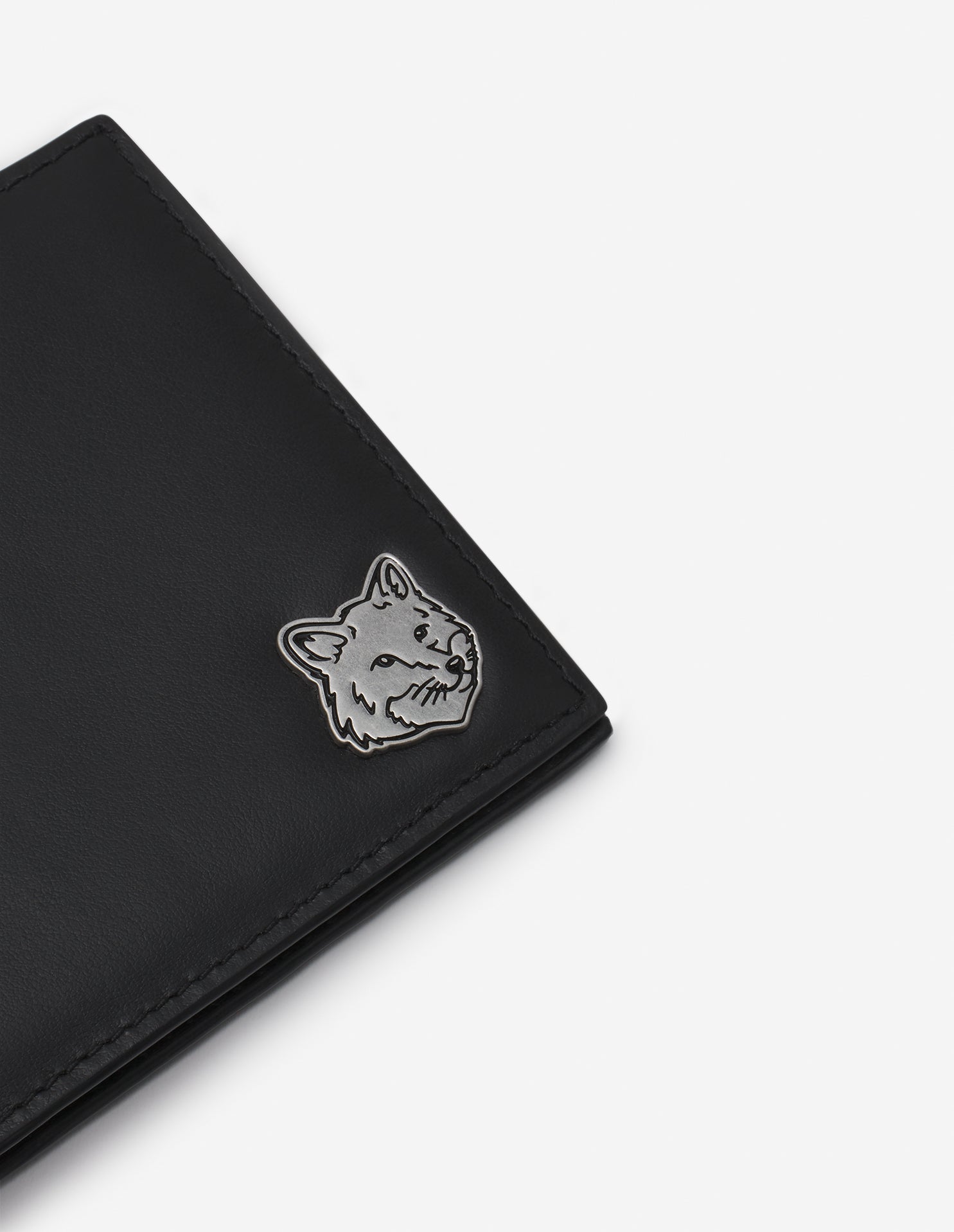 Embroidered wallet with leather badge - Black