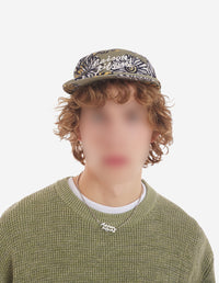 Cap with embroidered motif - Canvas Design