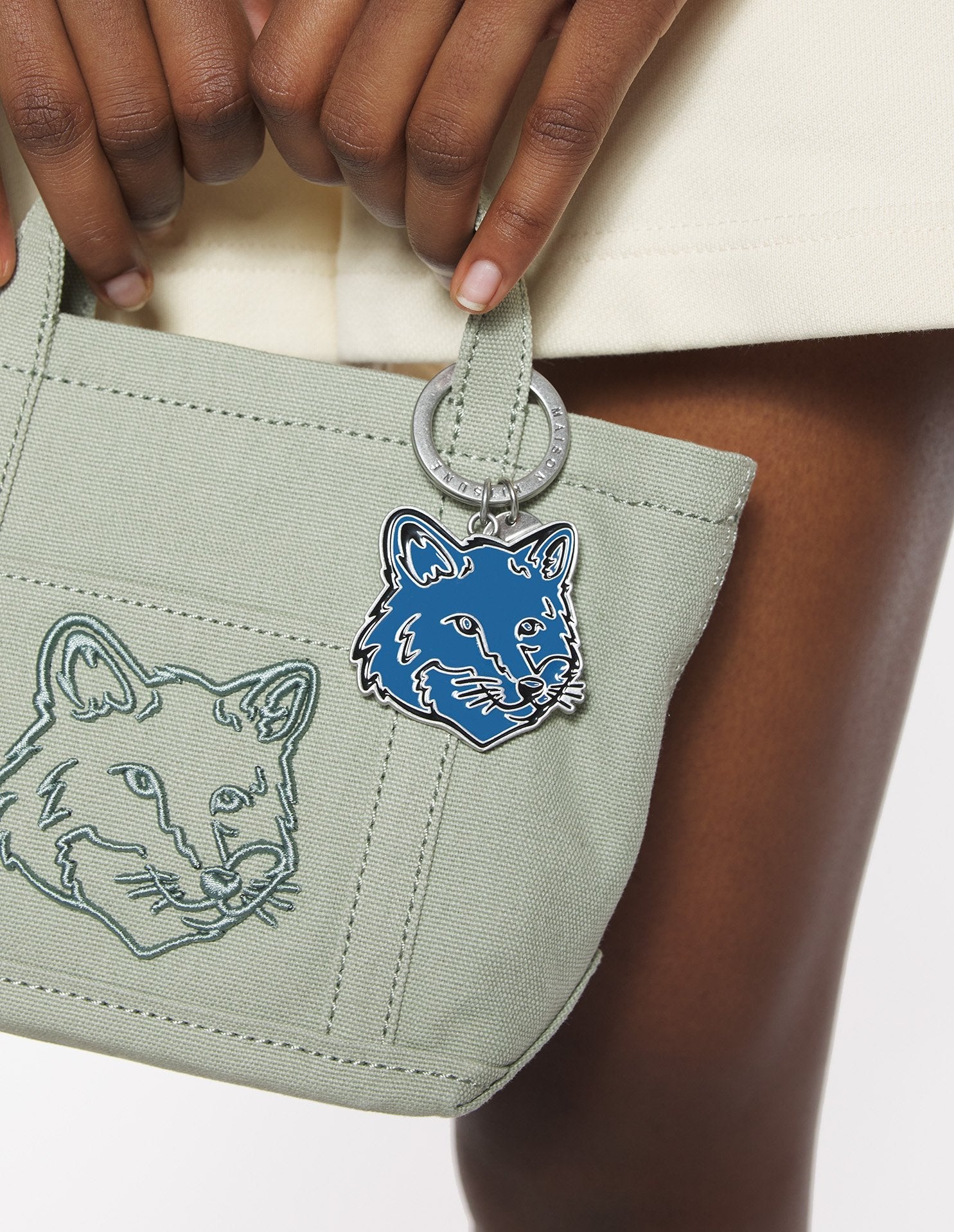 Porte-clés Bold Fox Head avec écusson - Breton Blue