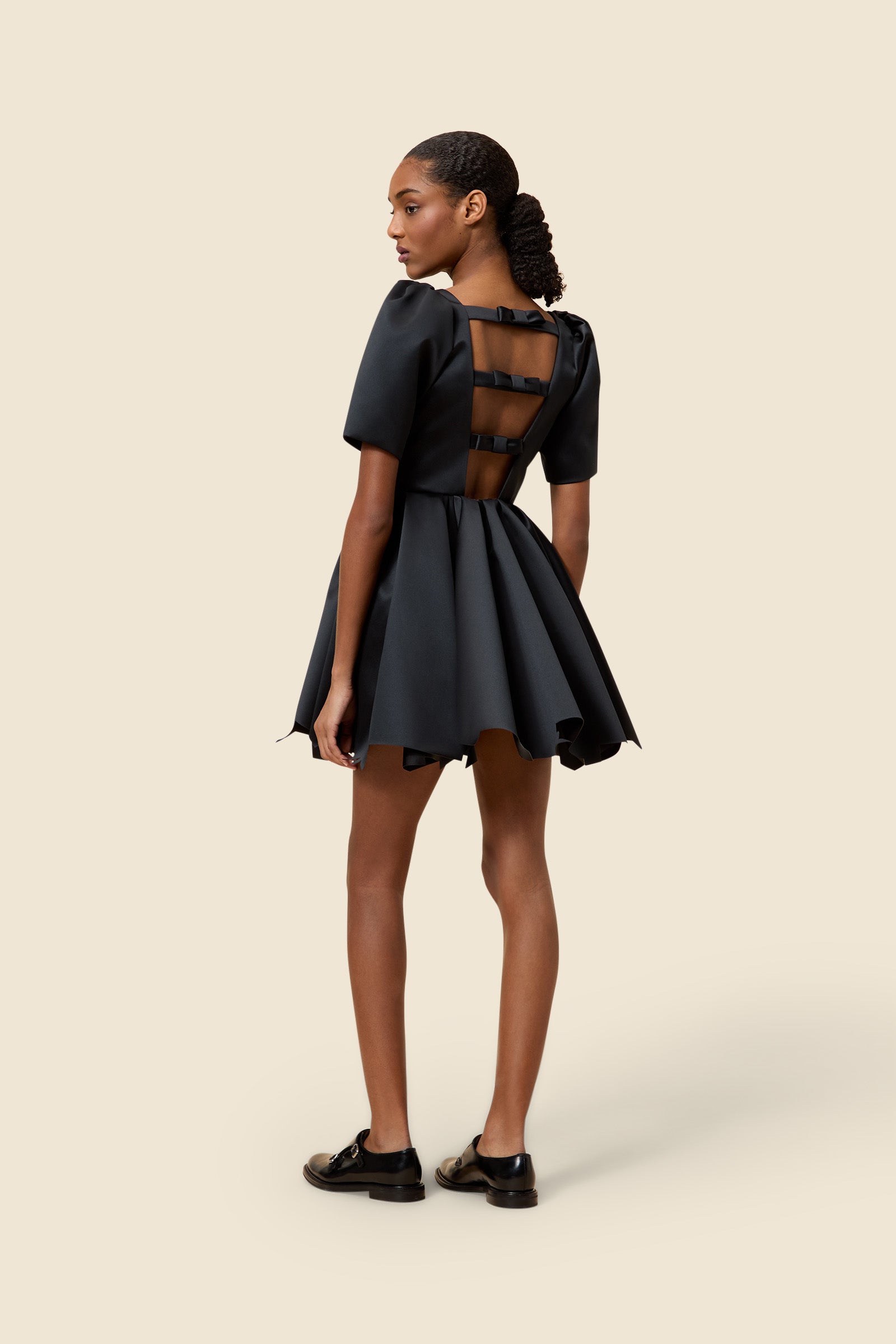 Black / HEM DRESS