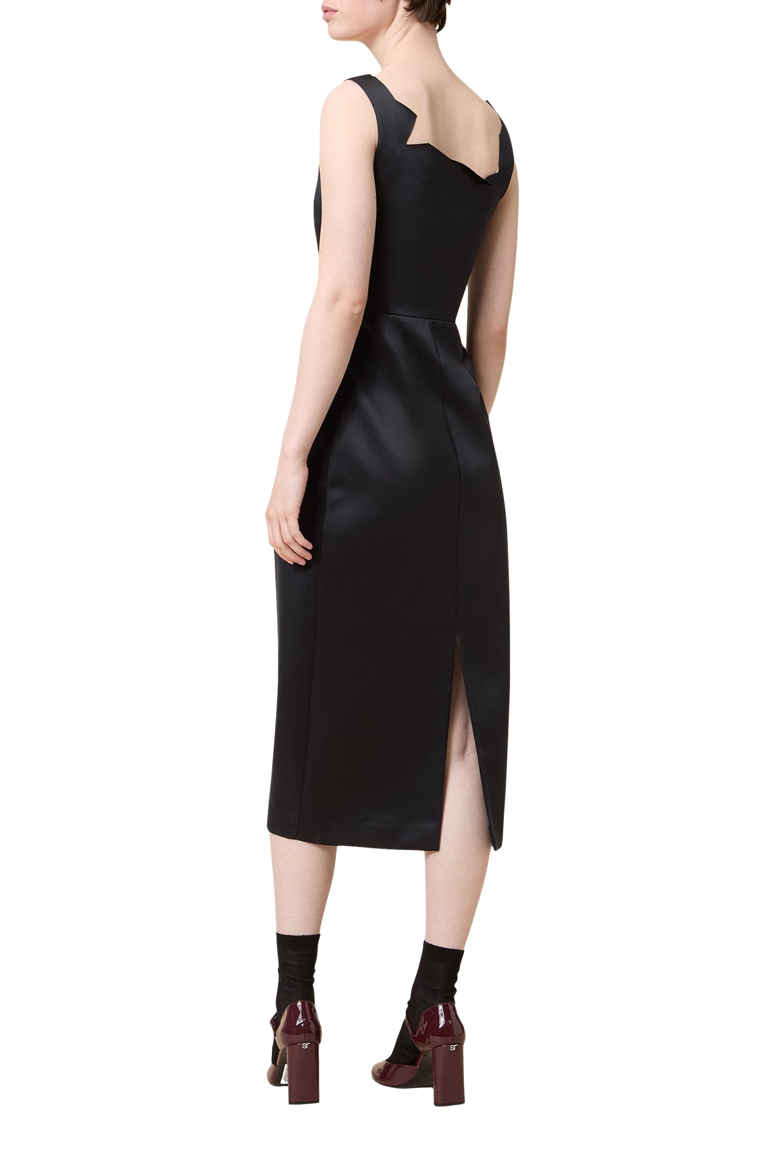 Robe travaillée à l’encolure - Black
