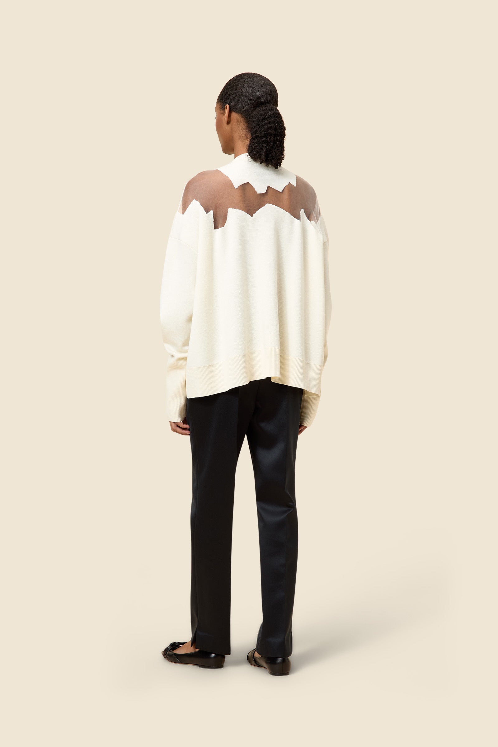 White / OVERSIZED SWEATER