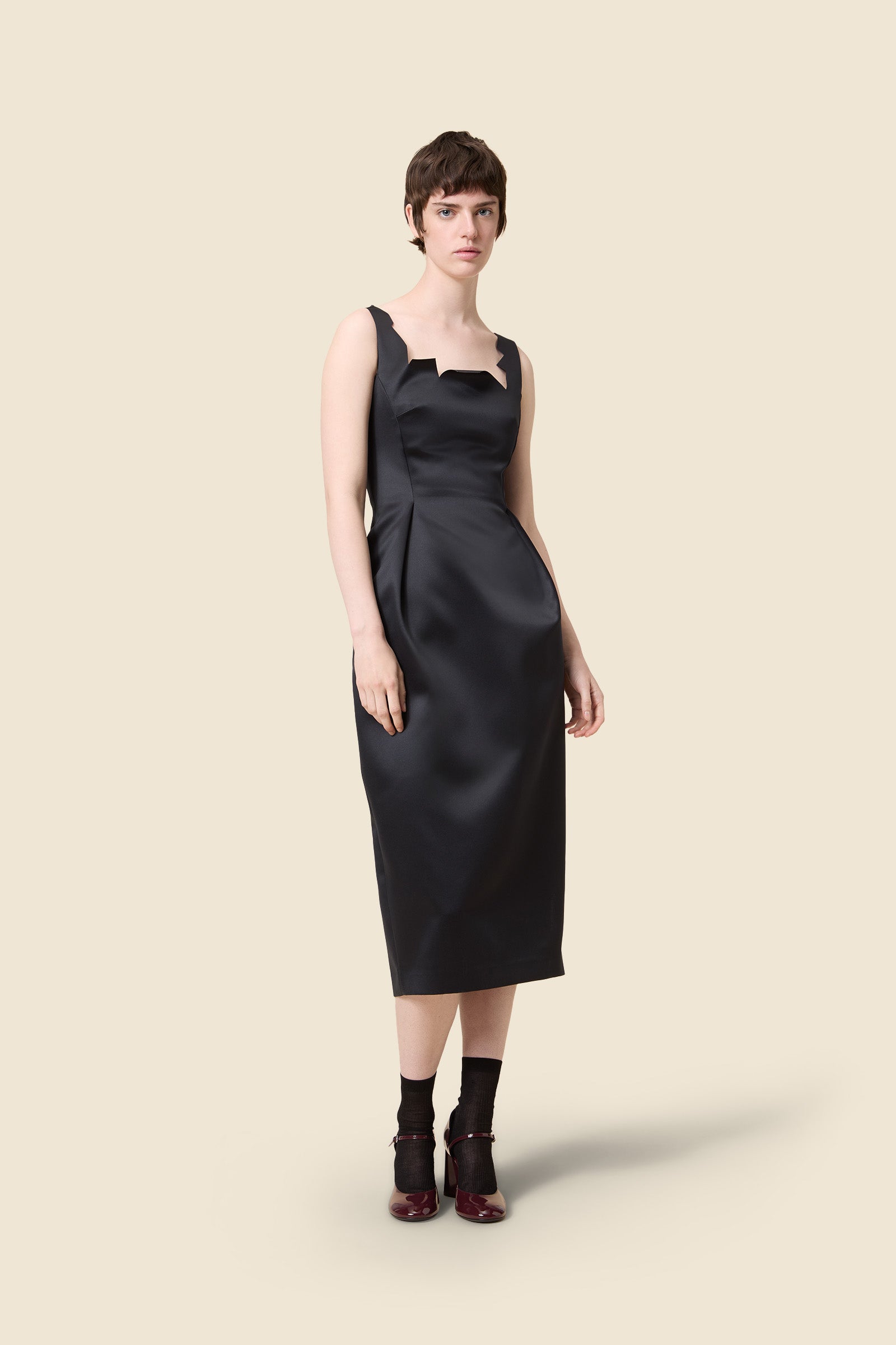 Black / NECK DRESS
