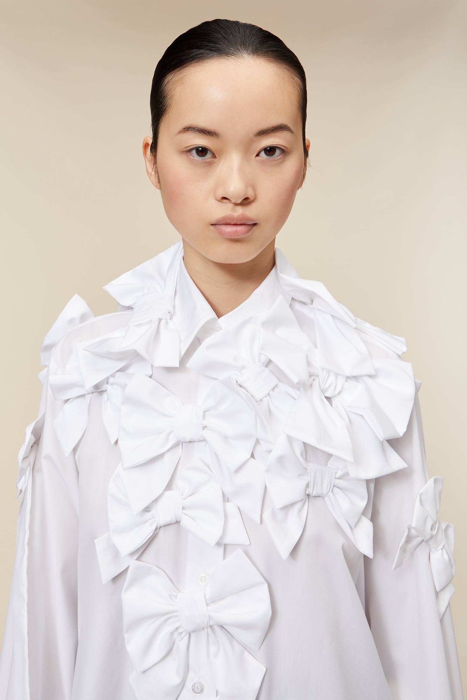 White / BOW BOUQUET SHIRT