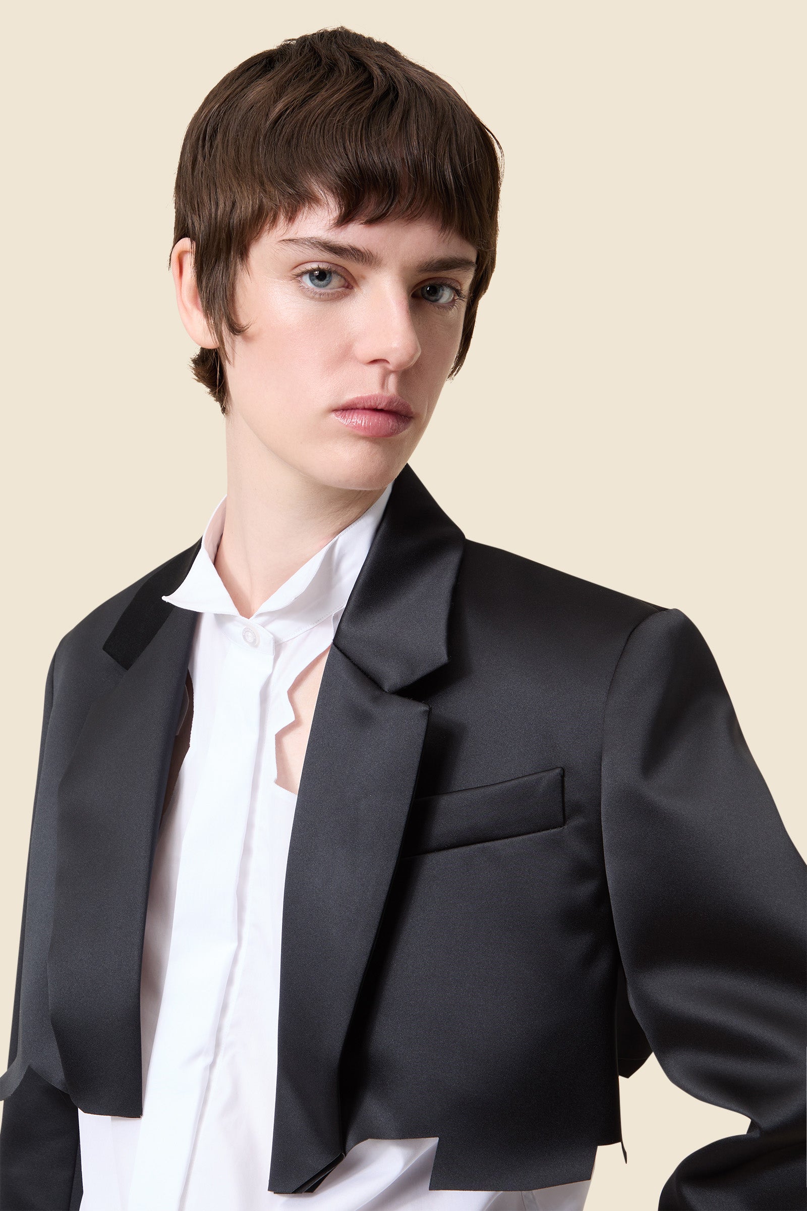 Black / BLAZER