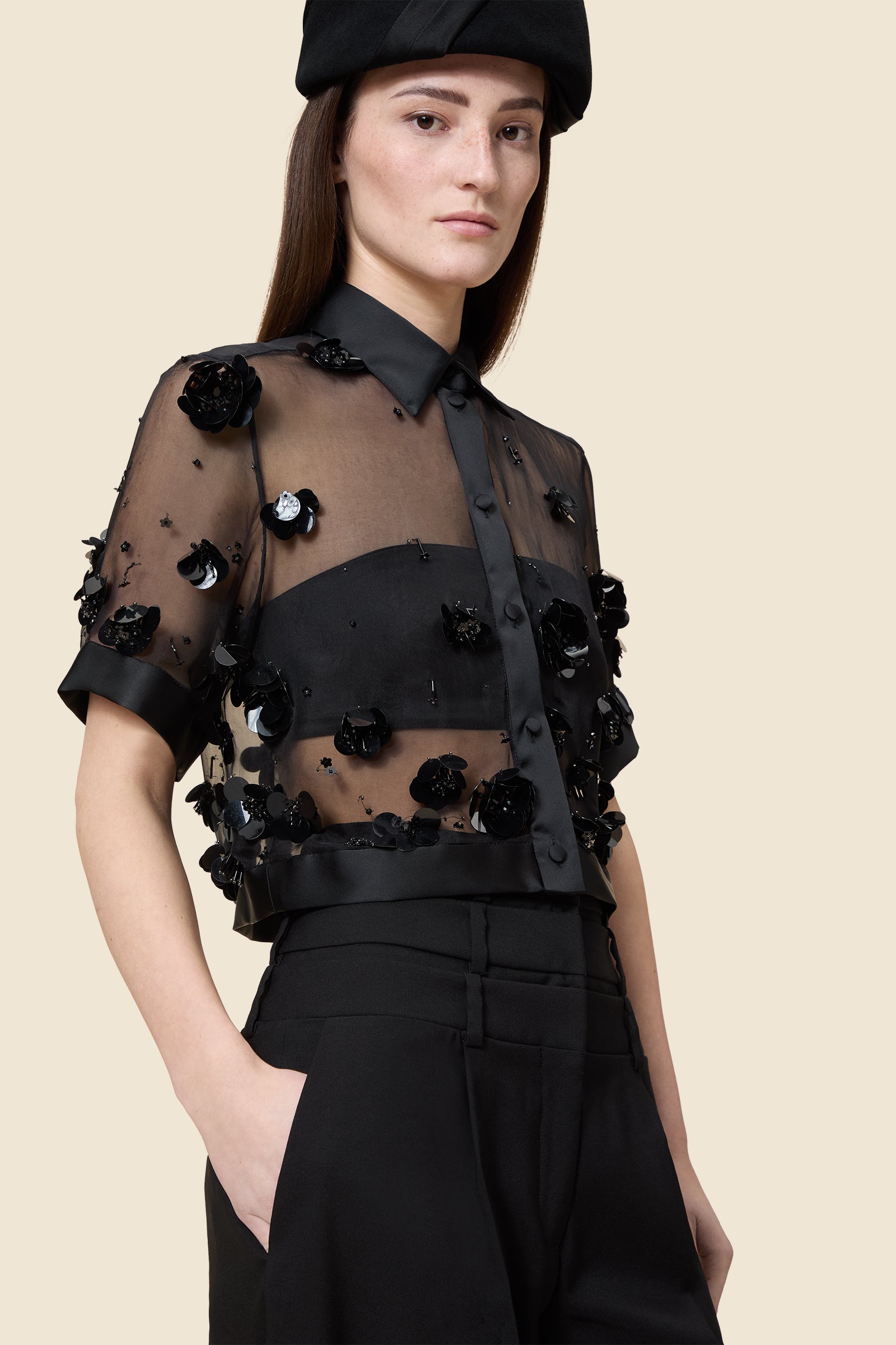 Black / EMBROIDERED CROPPED SHIRT
