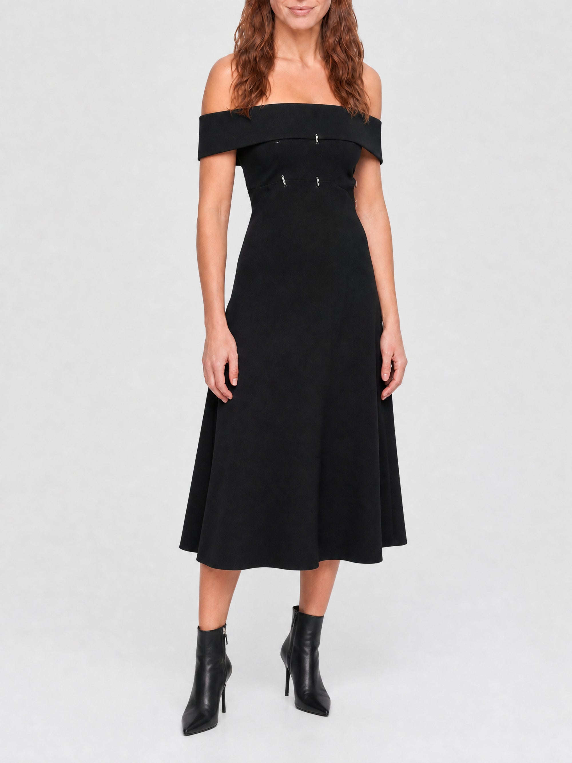 Robe à épaules dénudées - Black
