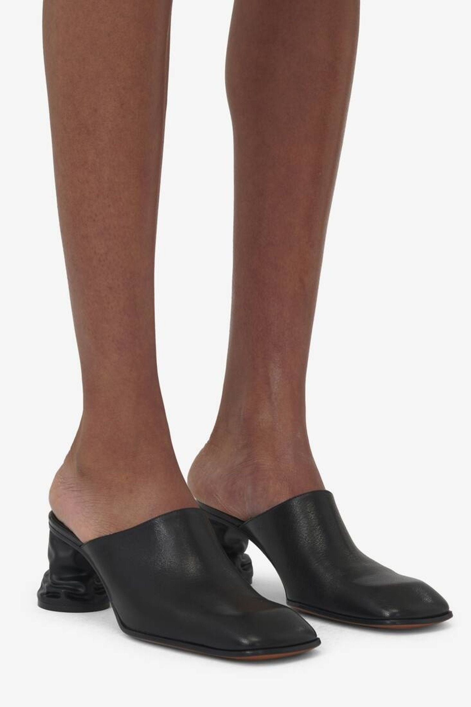 Mules à bout carré 70 en cuir - Black