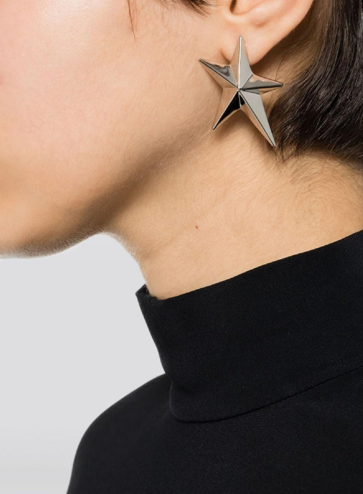 SILVER // star earrings