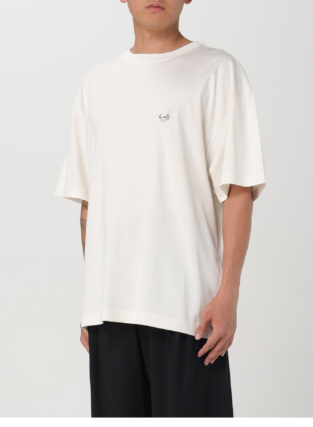 OFF WHITE // white oversized pierced T-shirt