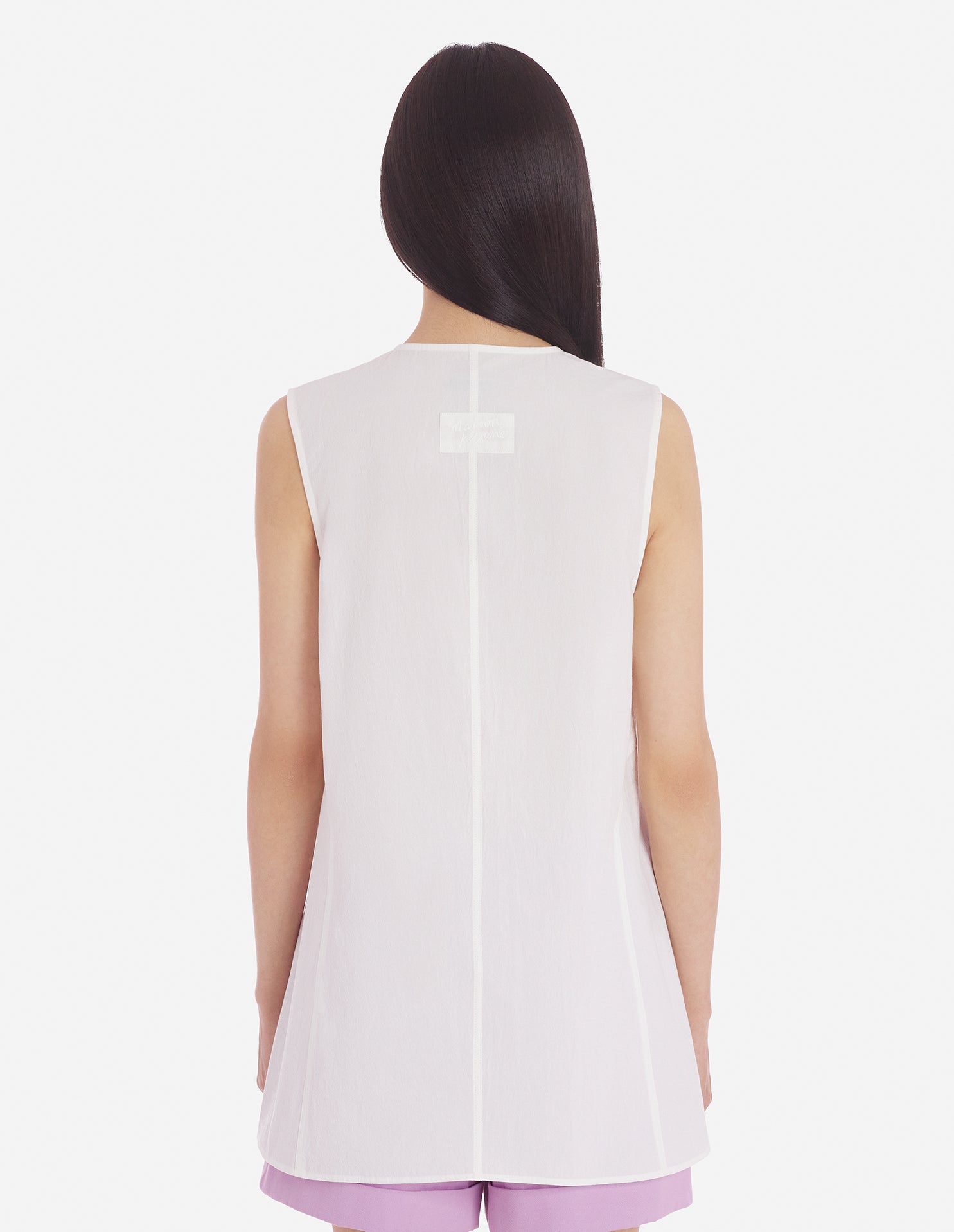 Sleeveless T-shirt with embroidery - White