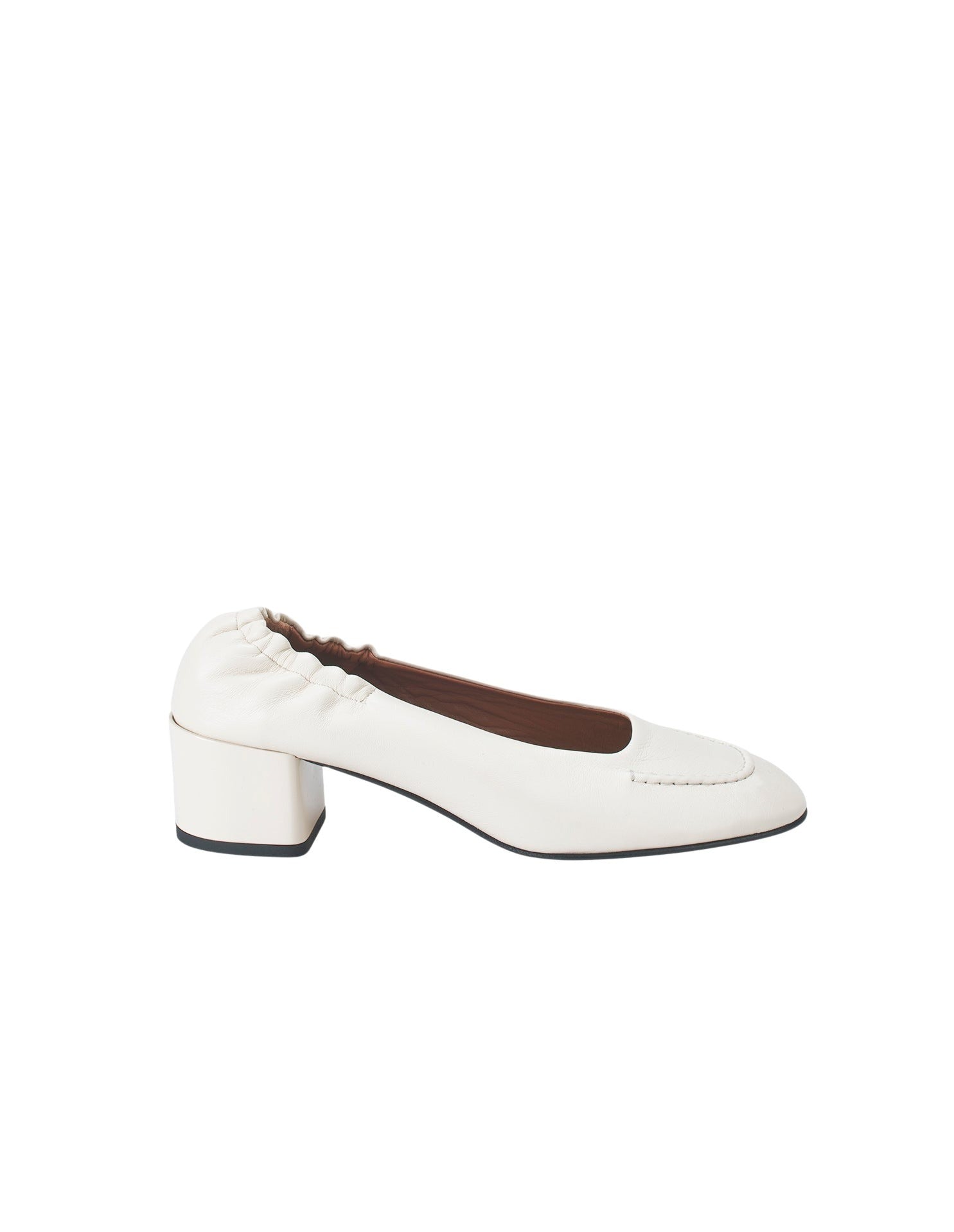 Round-toe leather pumps - Paper
