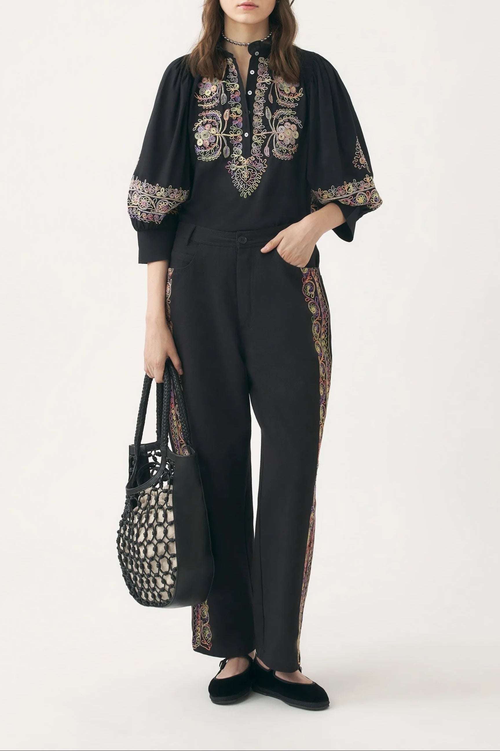 Blouse brodée Neil - Black