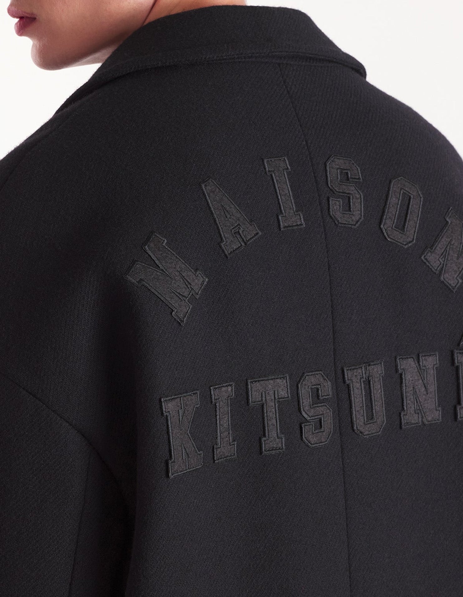Coat with wool patch - Black