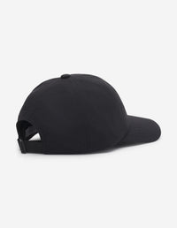 Cap with embroidered badge - Black