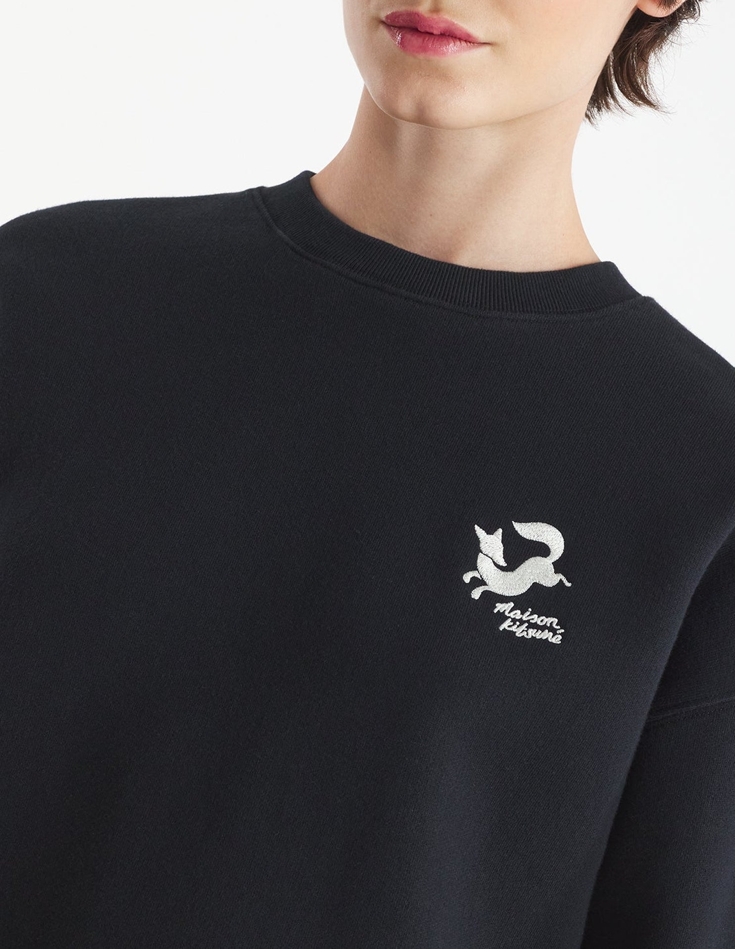 Sweatshirt à col rond avec broderie à l'avant - Black