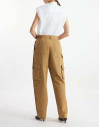 Sleeveless blouse with embroidery - White