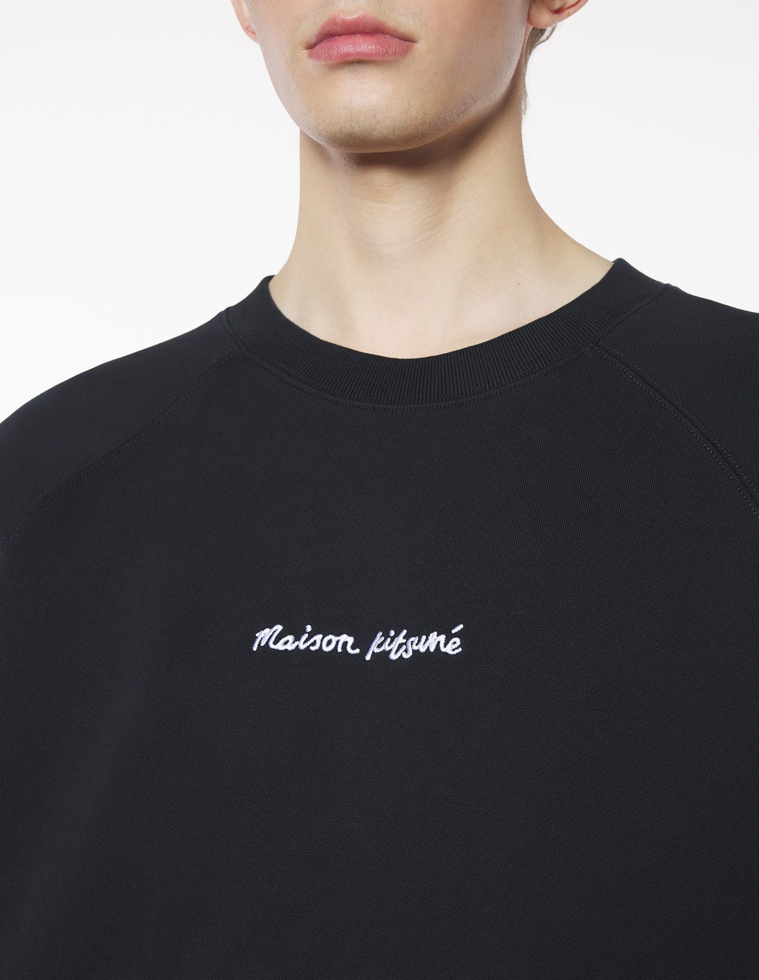 Sweatshirt oversize à col rond avec signature brodée - Black