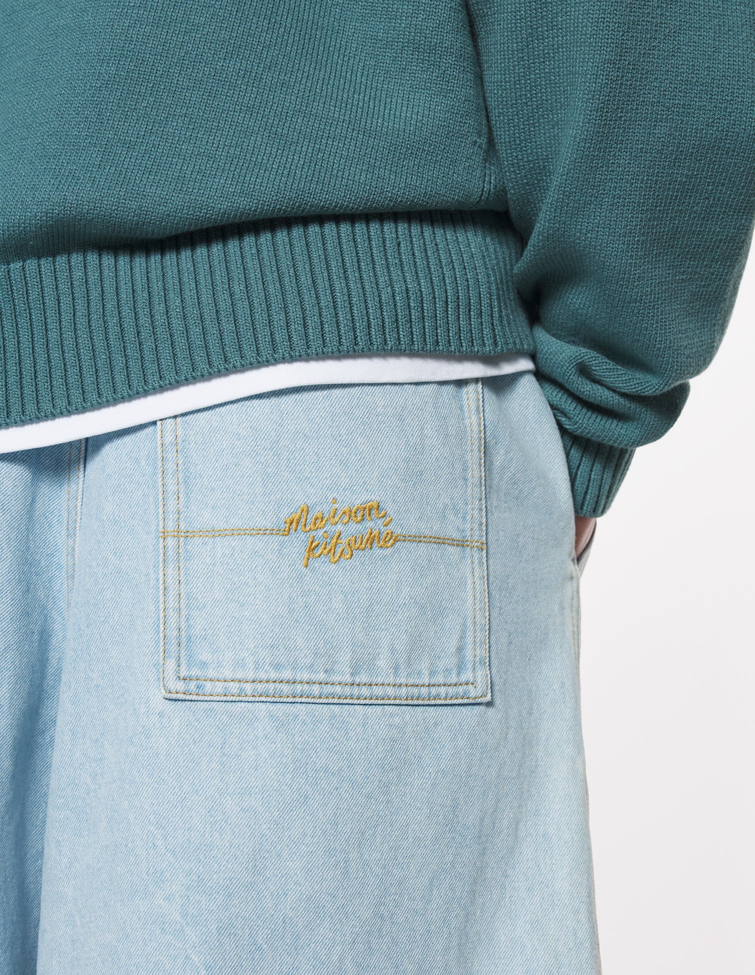 Embroidered denim shorts - Light Wash