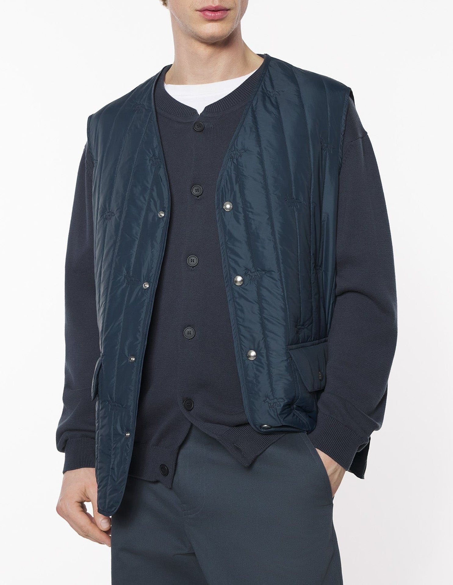 Quilted sleeveless jacket - Iris Black