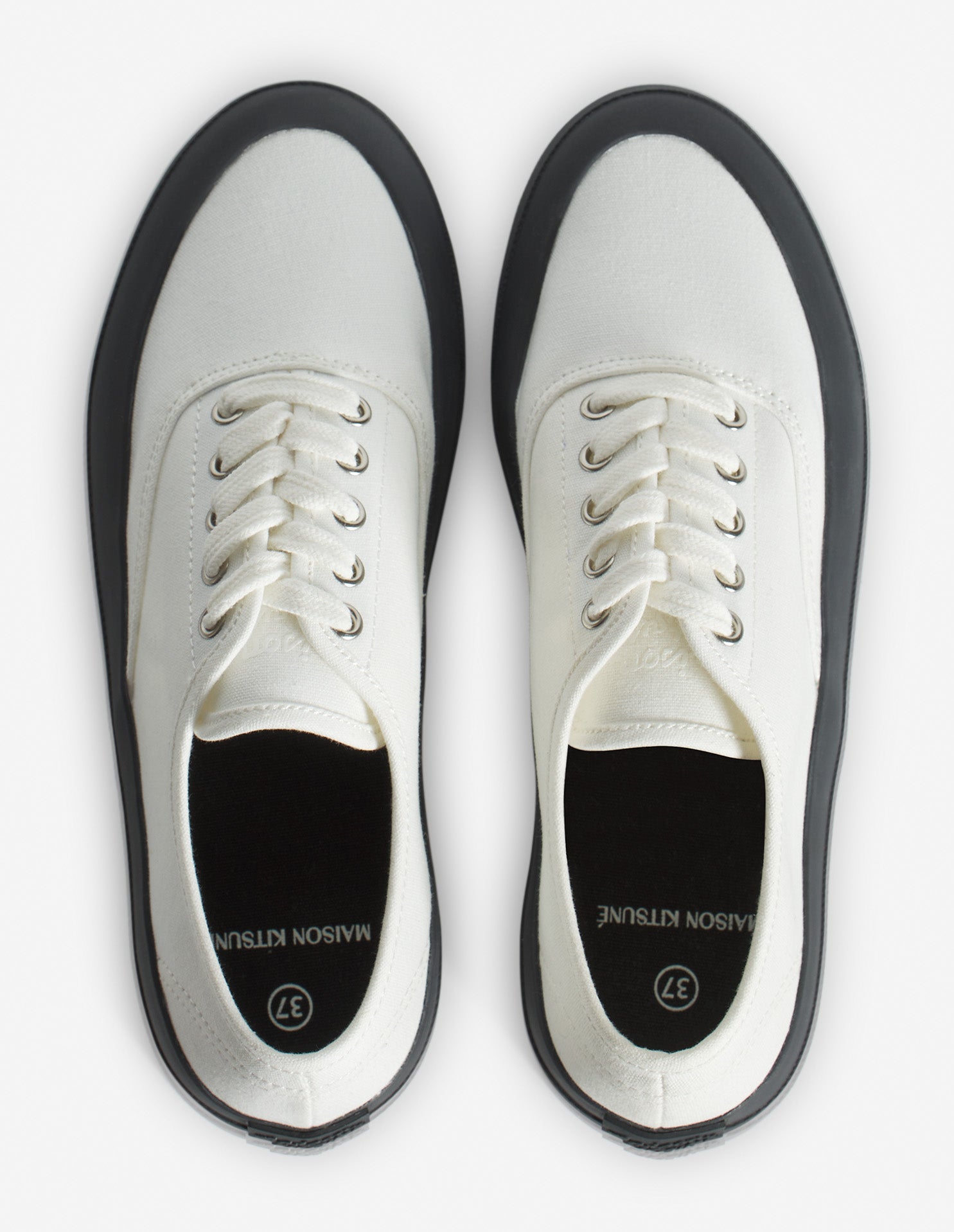 Baskets en toile à lacets - White