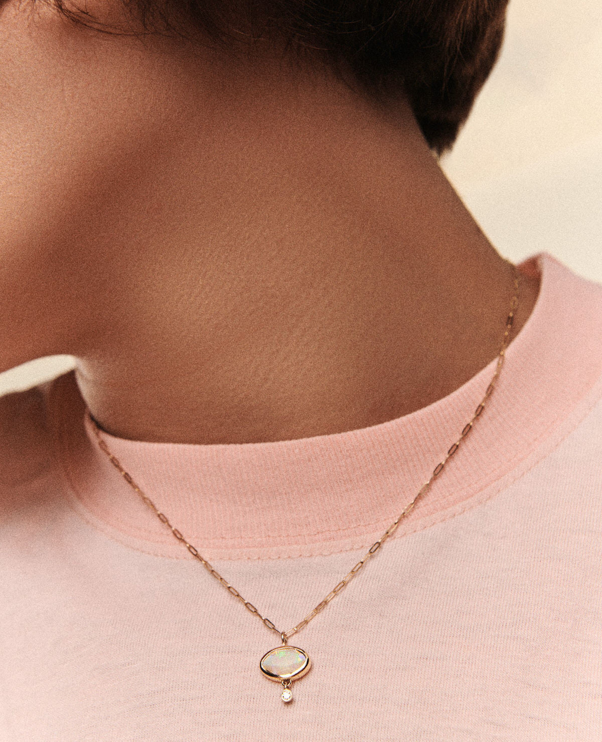 Collier Opale en or jaune sertie de diamant - Rubis & Pierre de soleil