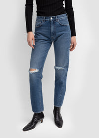 MID WAIST DENIM WITH RIPPED DETAILS