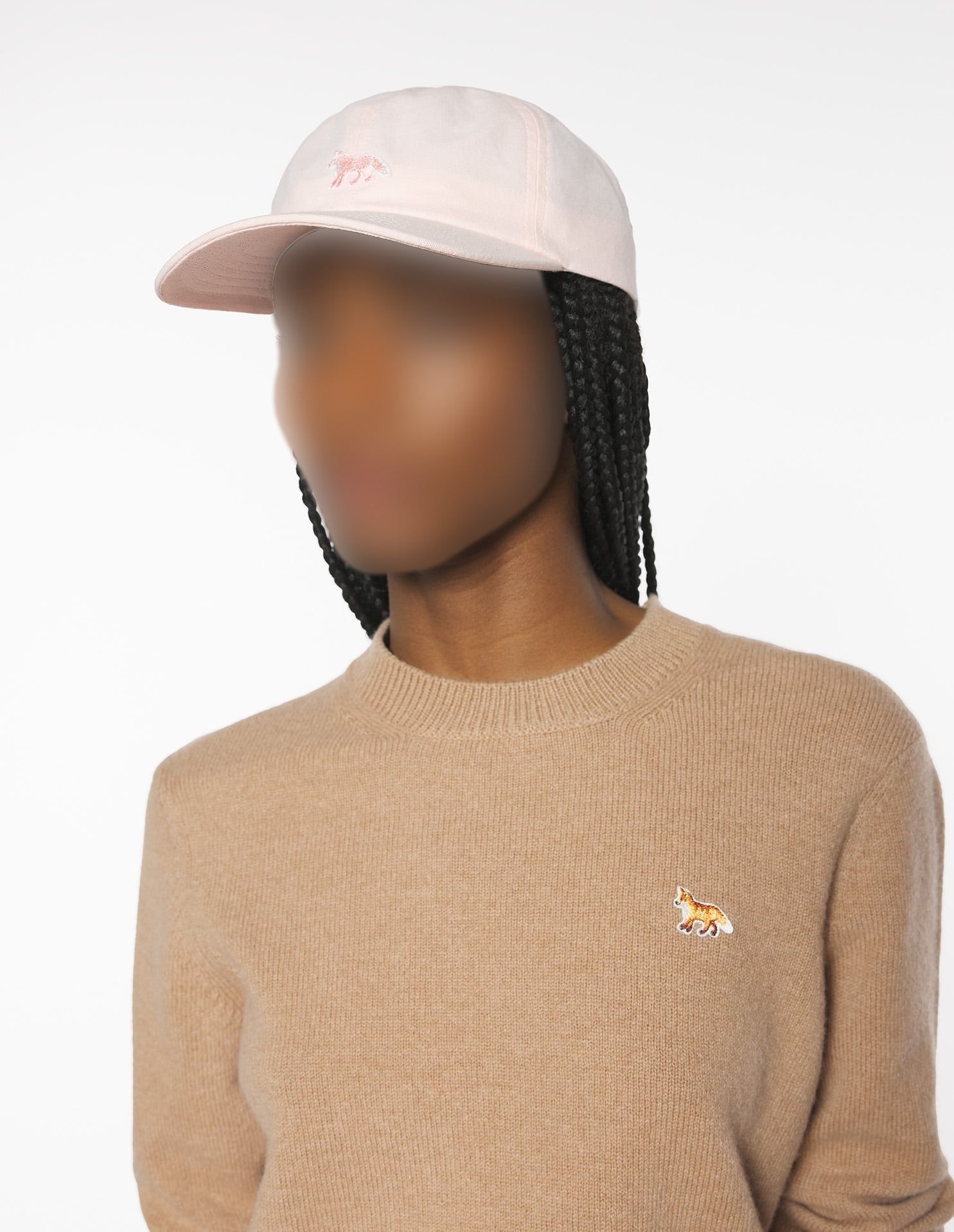 Cap with embroidered badge - Angel Wing