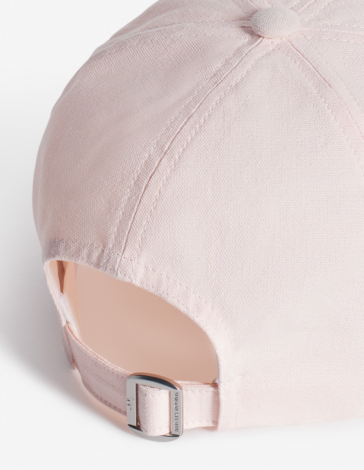 Cap with embroidered badge - Angel Wing