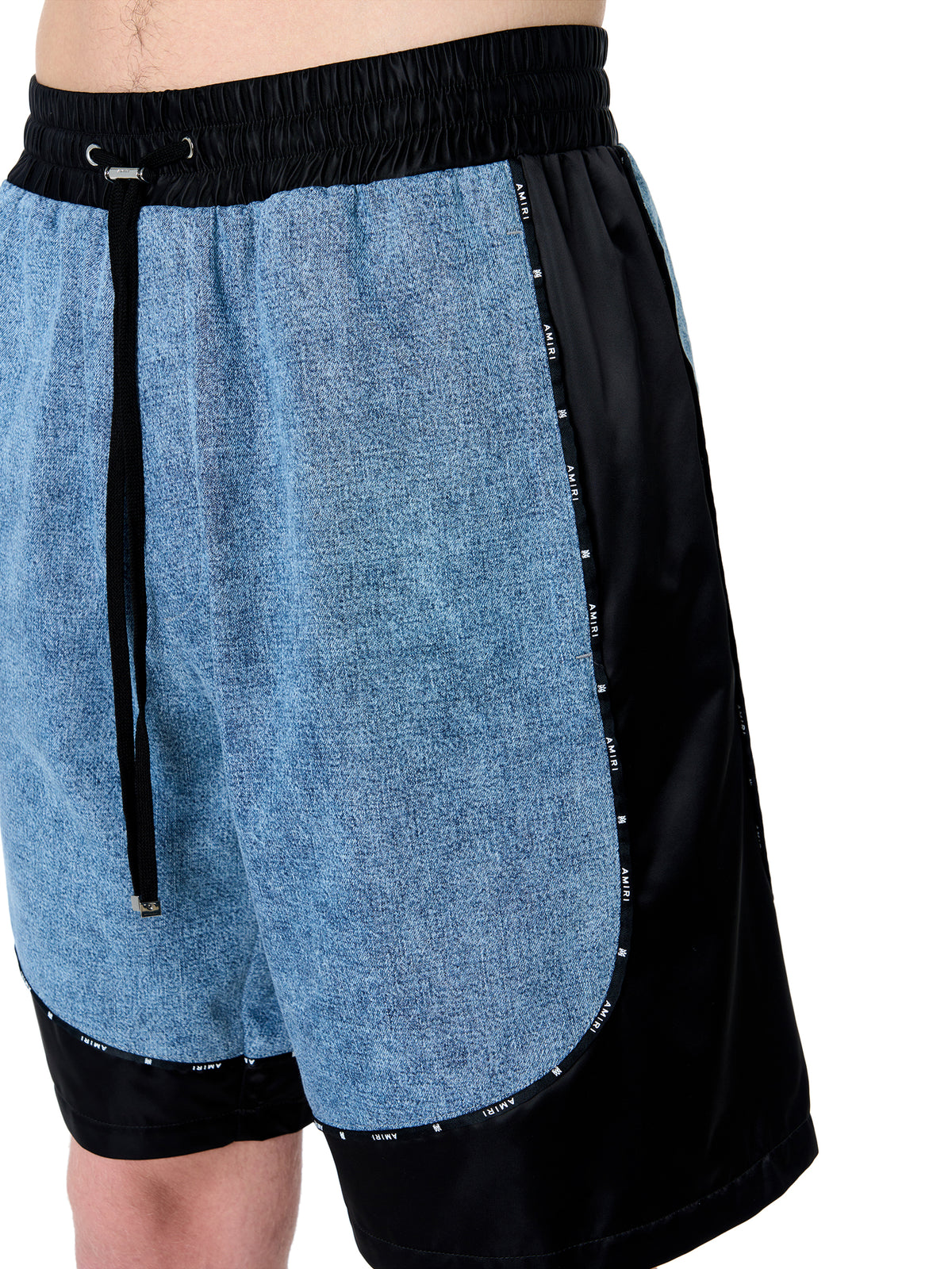 SATIN/DENIM COLOR BLOCK SHORT