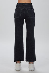 DISTRESSED STRAIGHT