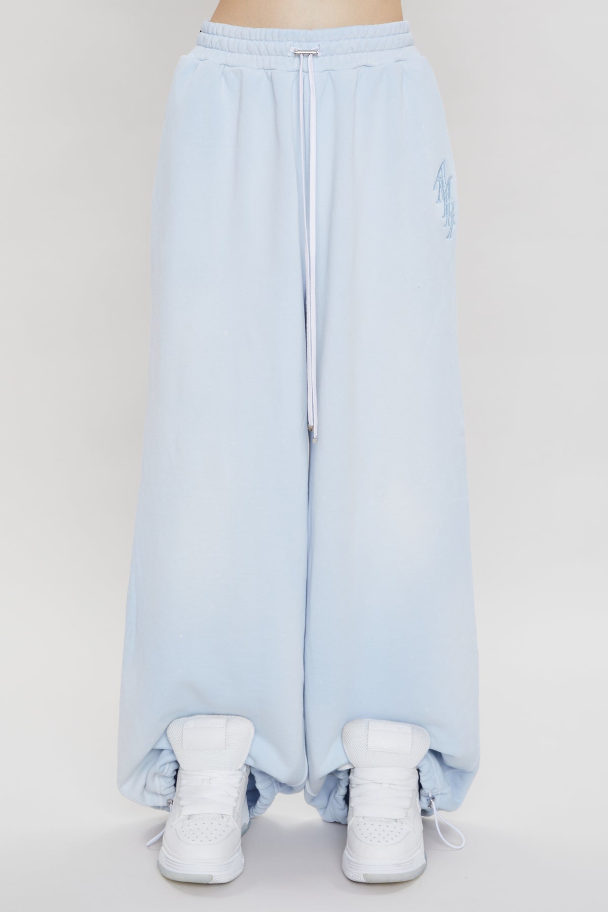 STACKED AMIRI BAGGY SWEATPANT
