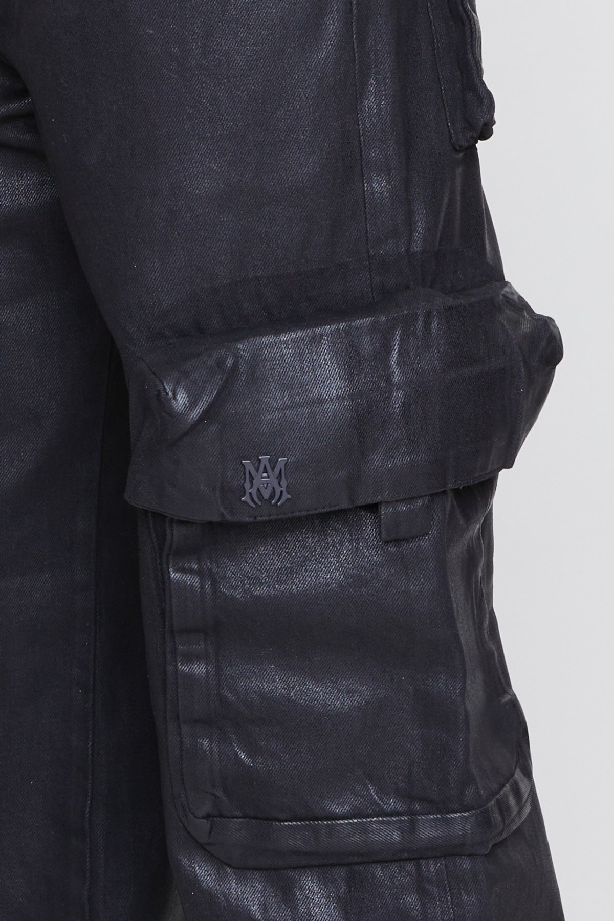 WAXED BAGGY CARGO JEAN