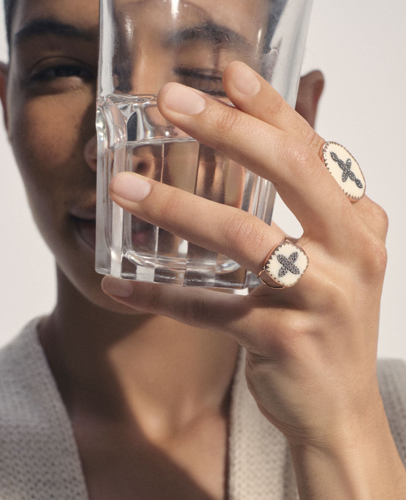 Yellow gold and silver ring set with diamonds - Noir Diamant