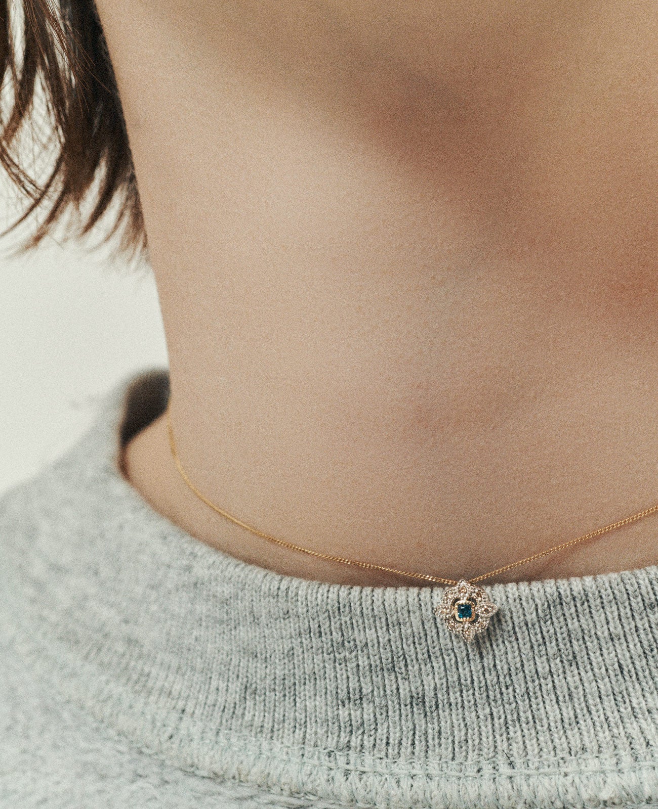 Collier en or jaune et argent sertie de diamant - Diamant & Grenat