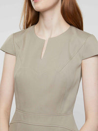 TAUPE ROBE