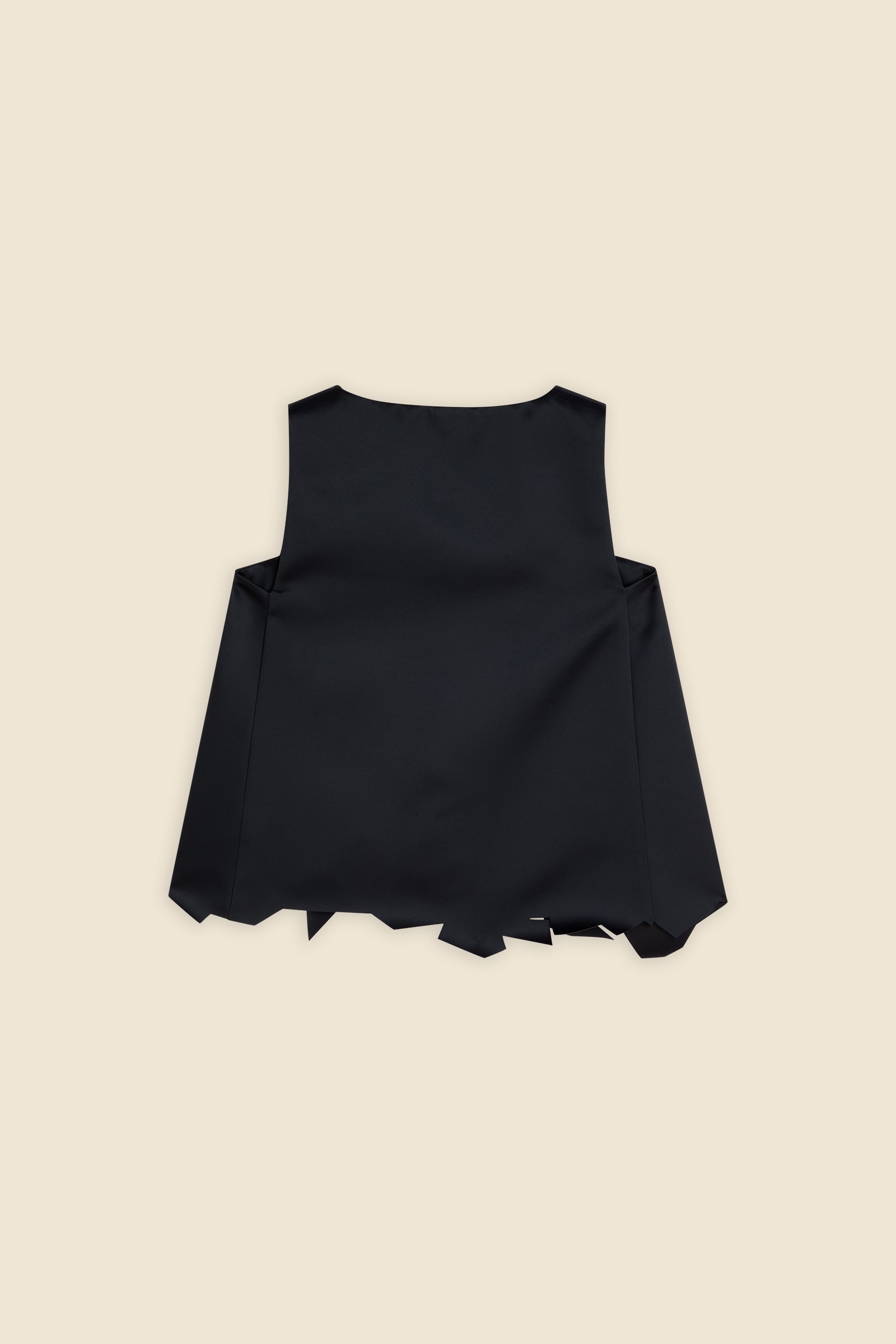 Black / HEM CUT