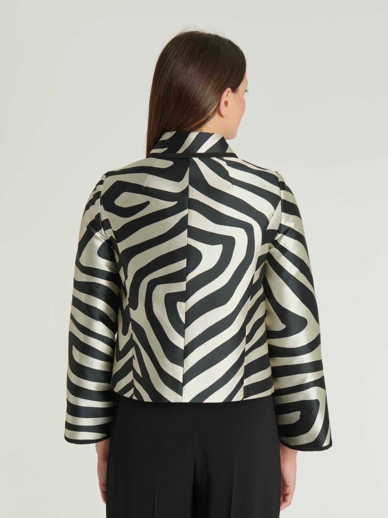 NOIR / IVOIRE VESTE