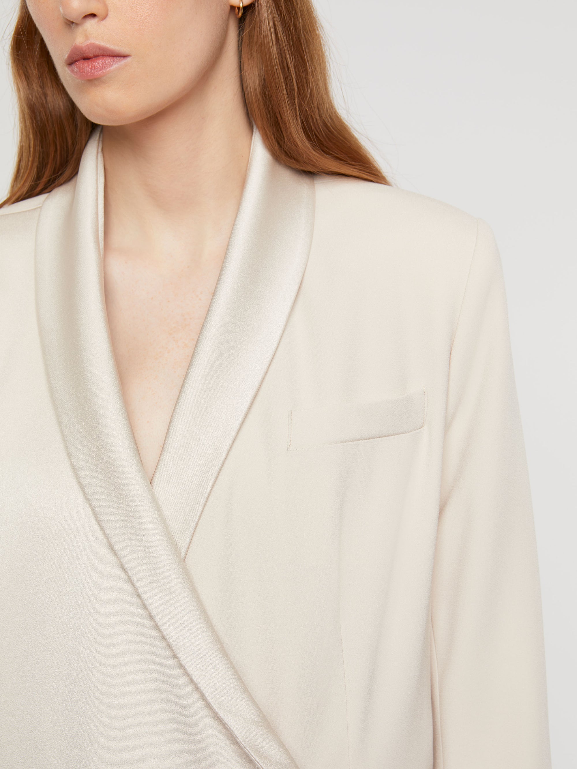 Short dress in satin crepe fabric - Beige