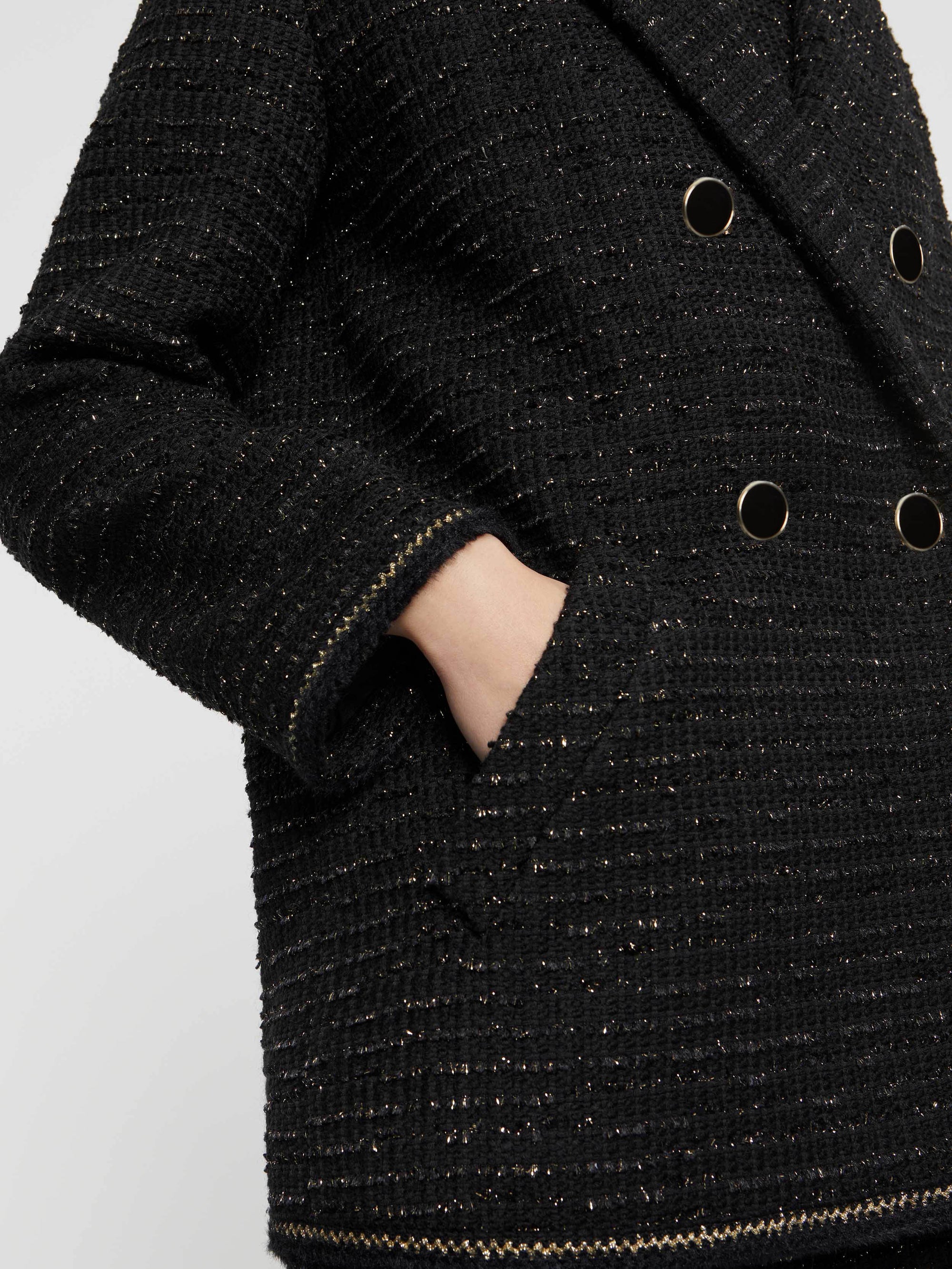 NOIR MANTEAU