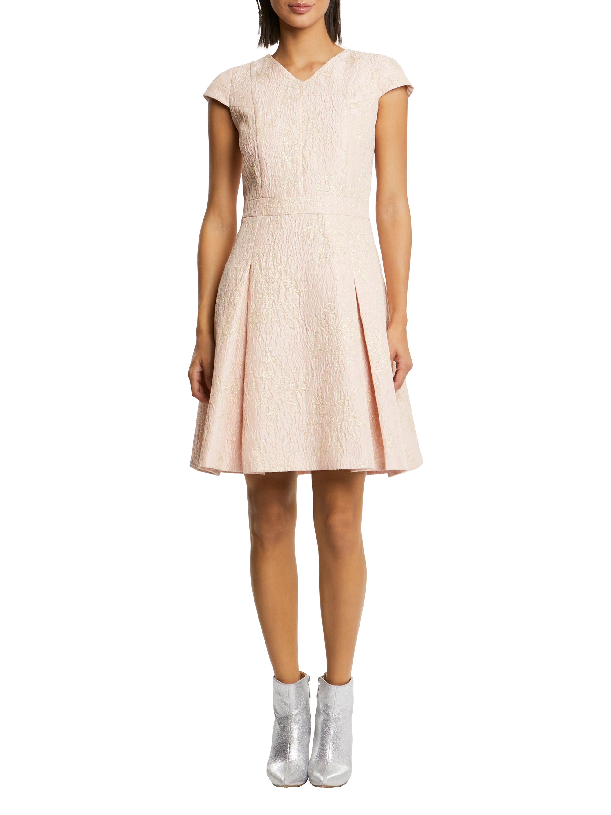 Robe à manches courtes - Beige rose