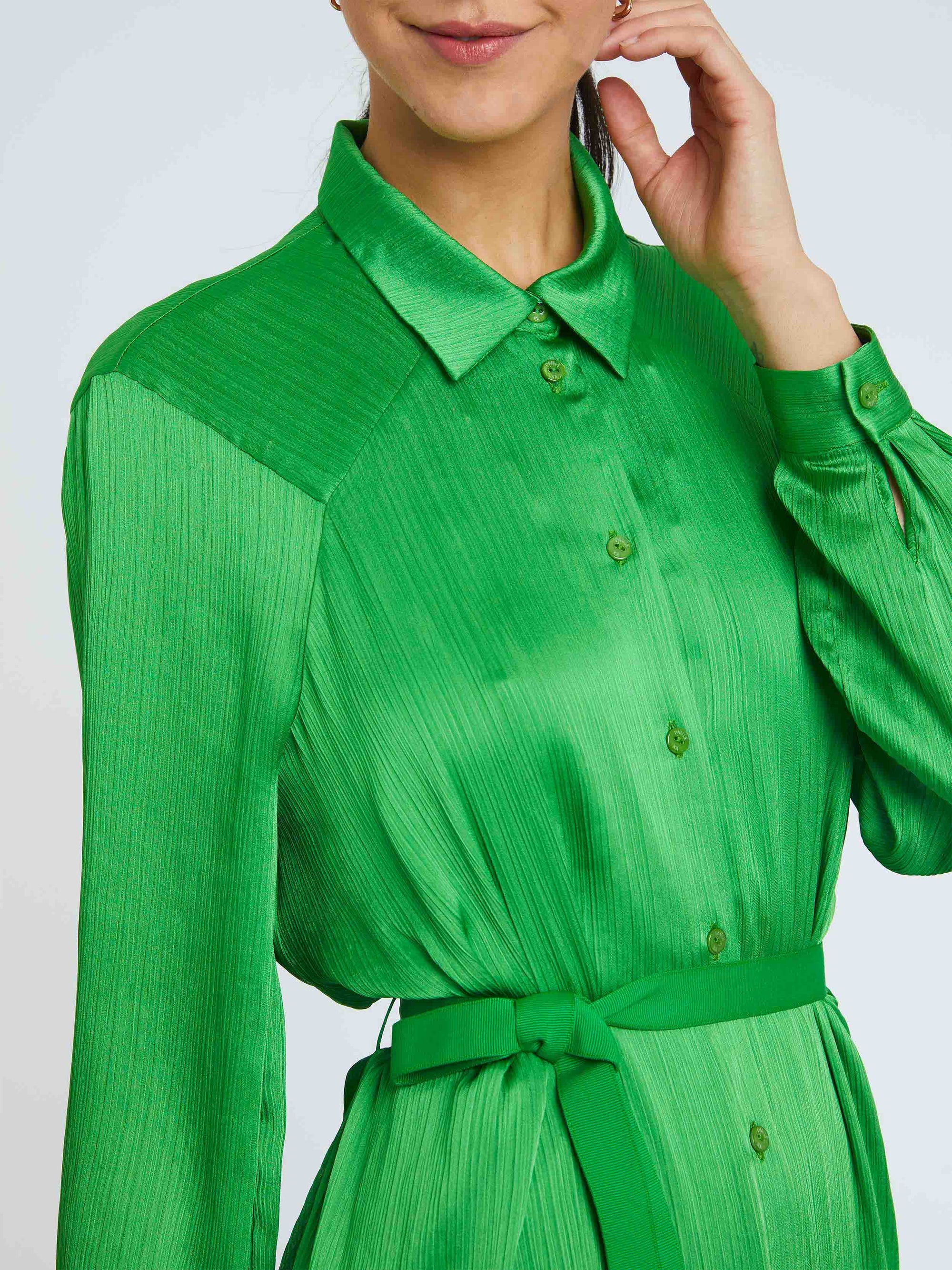 Robe mi-longue en crêpon fluide - Vert