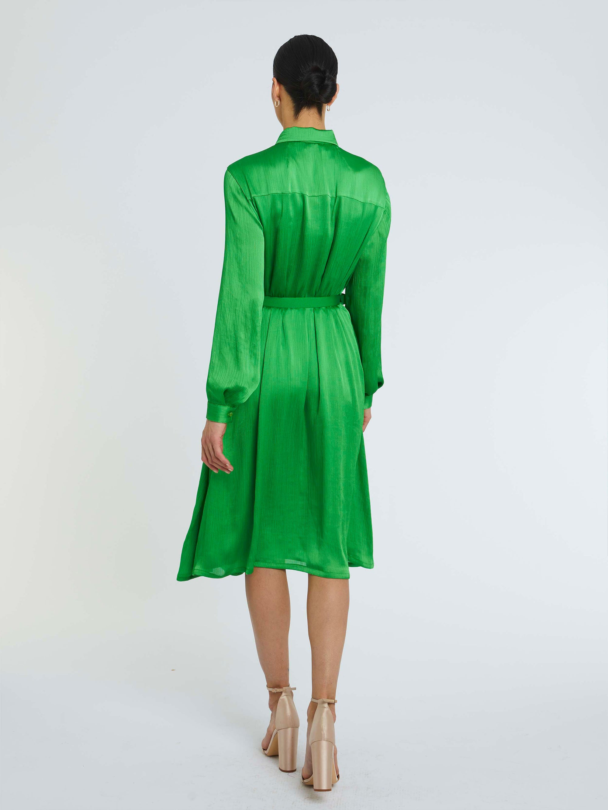 Robe mi-longue en crêpon fluide - Vert