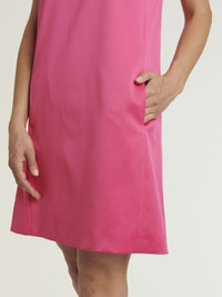 ROSE SHOCKING ROBE