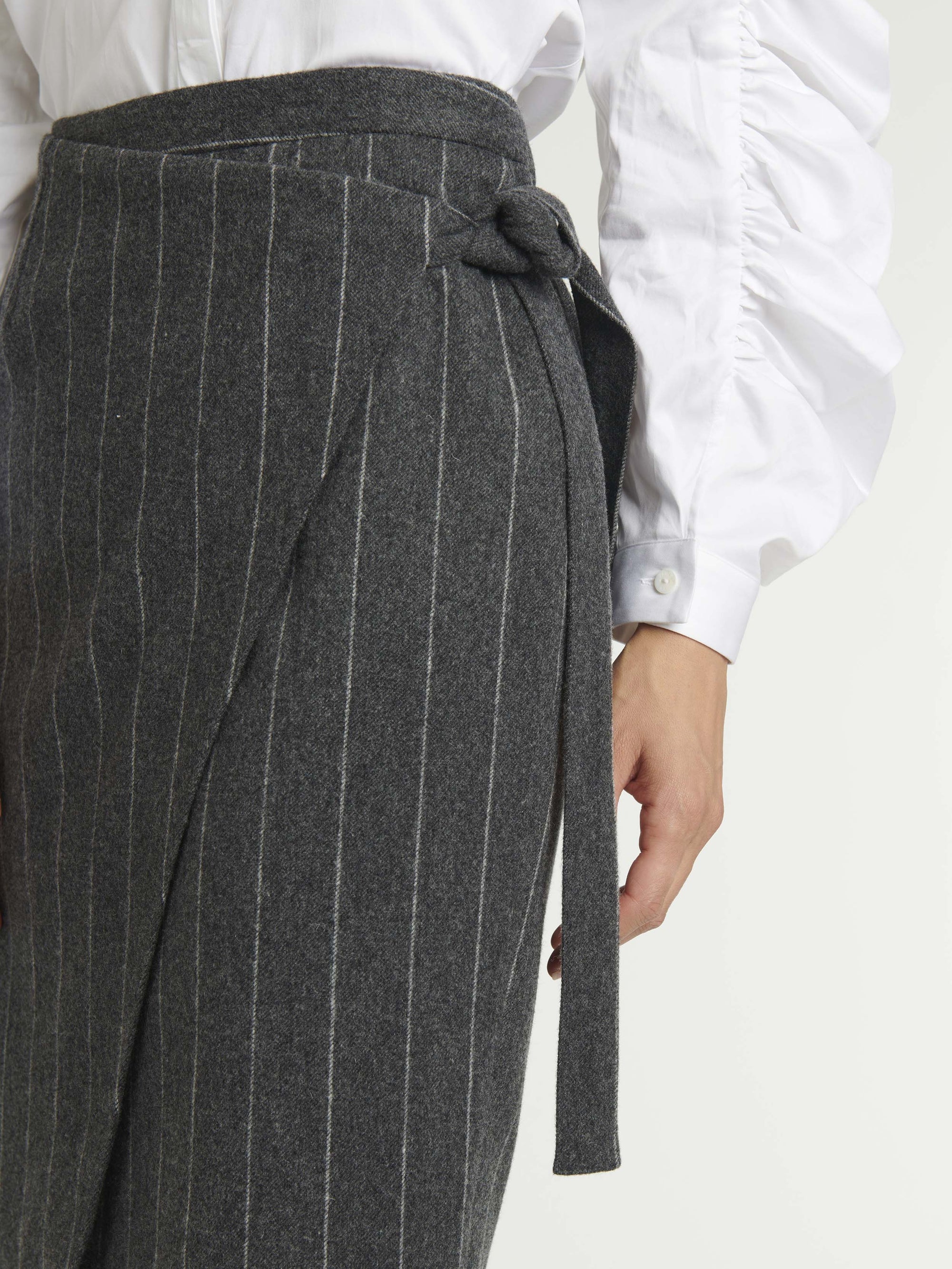Buttoned skirt in wool - Anthracite